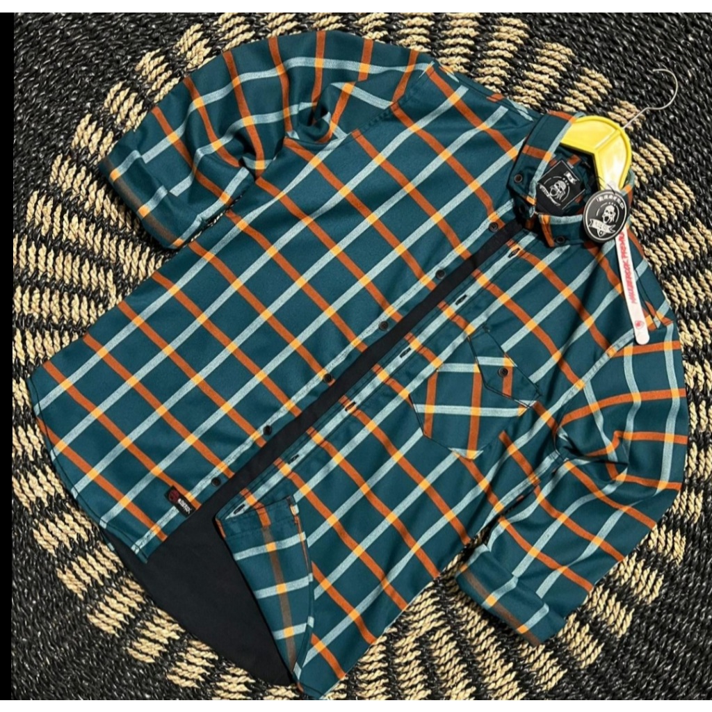 Kemeja flanel twenty six / kemeja merah / flanel merah / kemeja kerja / kemeja formal / kemeja kerja