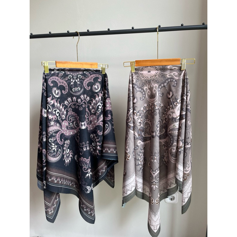 Persian Series | Hijab Motif Segi Empat by Jeehan Alsava Hijab