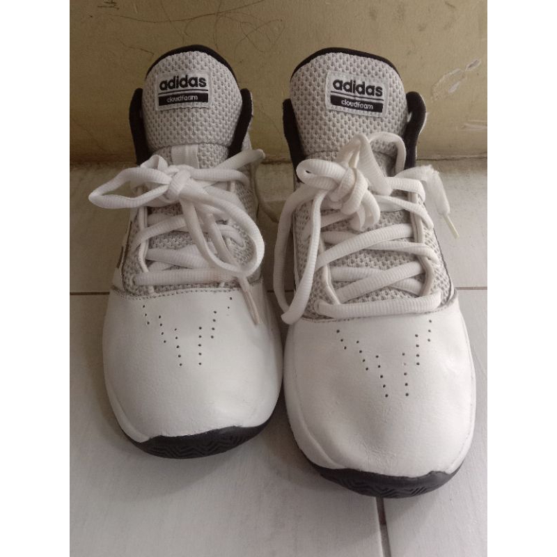 sepatu Tennis 42 second