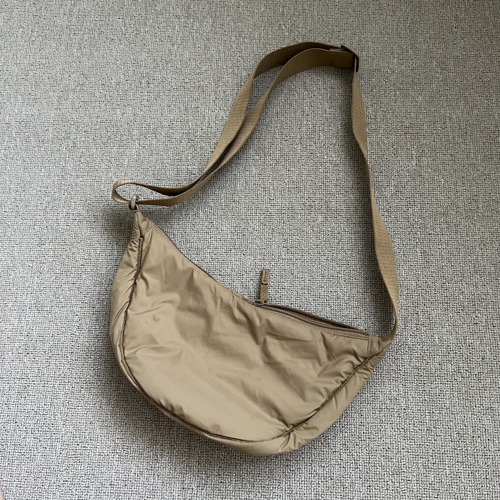 UNIQLO Cream Bag