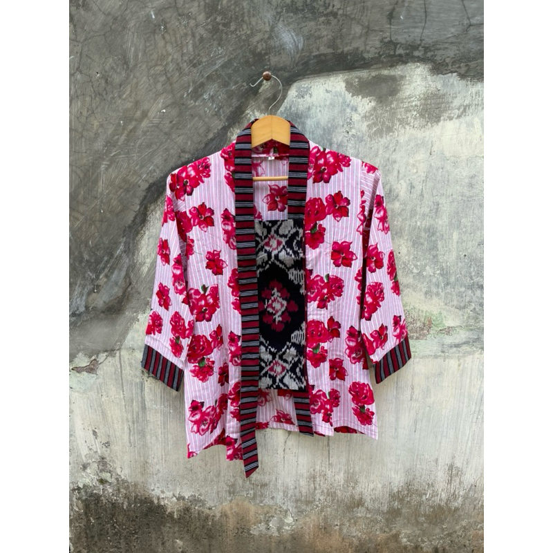 Kebaya Kutu Baru| Kebaya Batik| Kebaya Lurik| Kebaya