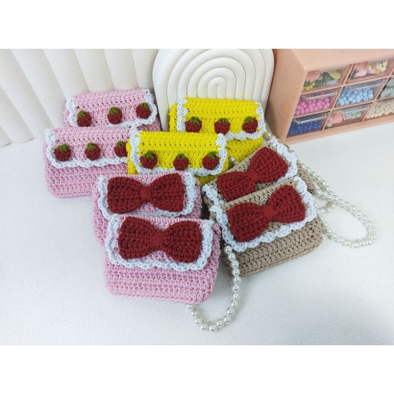 Dompet rajut kartu | wedding souvenir | souvenir