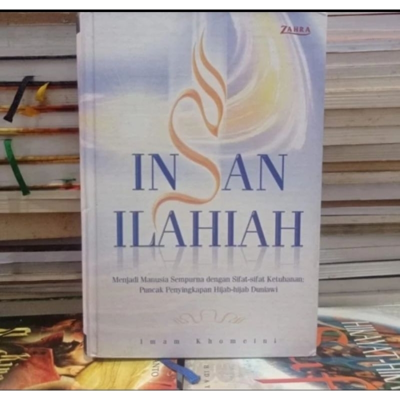 INSAN ILAHIAH IMAM KHOMEINI