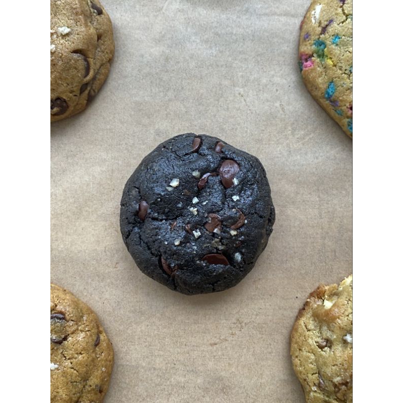 

Black Sorcery - Triple Chocolate Chip Cookie