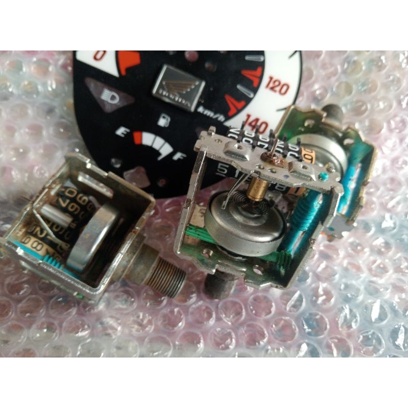 mesin rpm kecepatan speedometer spidometer honda beat karbu copotan motor original