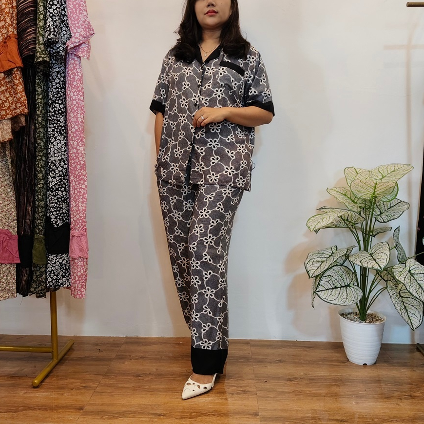 Set Piyama Wanita Lengan Pendek,  Kemeja dan Celana,  Bahan Rayon motif terbaru casual, Setelan Wani