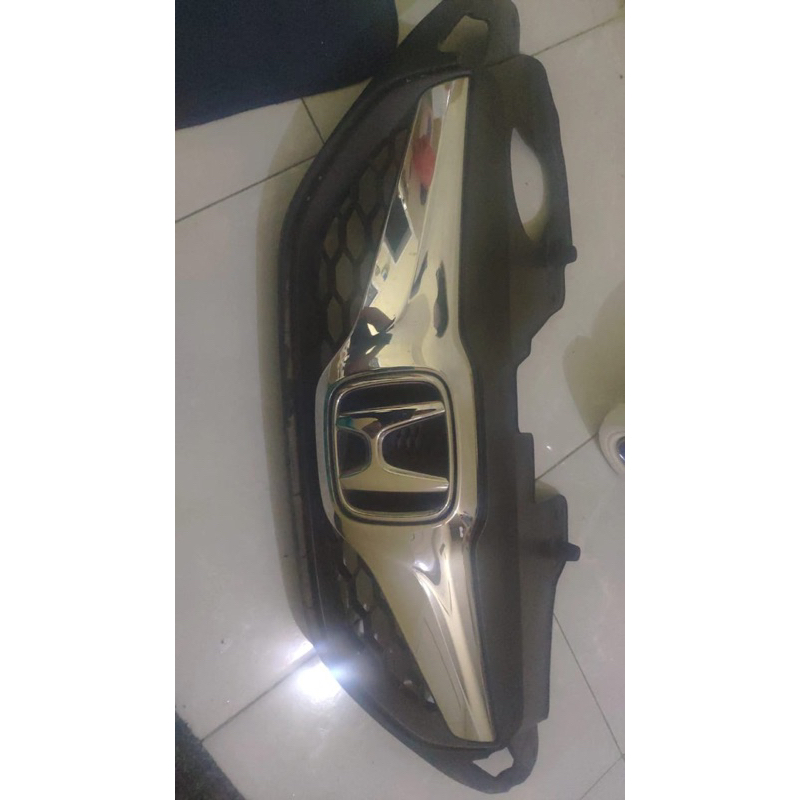 Grill Honda brio tahun 2016