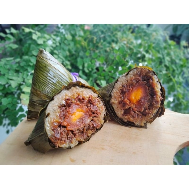 

PO Bakcang Ayam Bakcang Ayam Telur Asin Bakcang Jogja (1pack=3pcs)