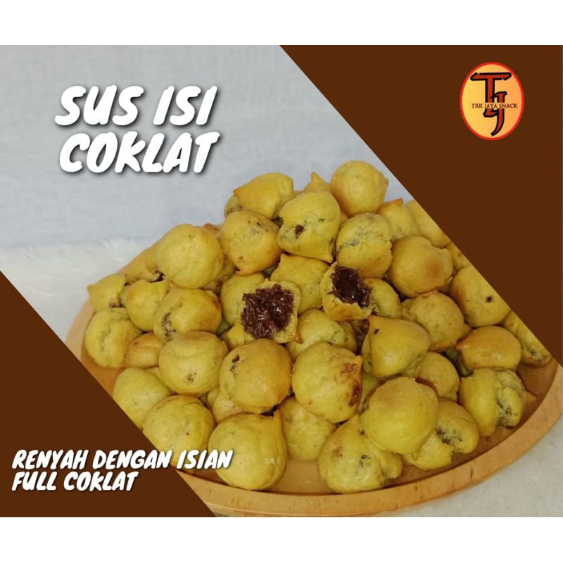 

kue Sus isi full coklat, manis empuk rasa terjamin berkualitas
