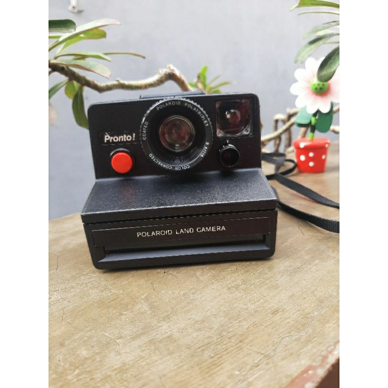 VINTAGE POLAROID PRONTO POLATRIPLET SX-70 LAND CAMERA 1970 RARE ITEM COLLECTOR ITEM UNTESTED