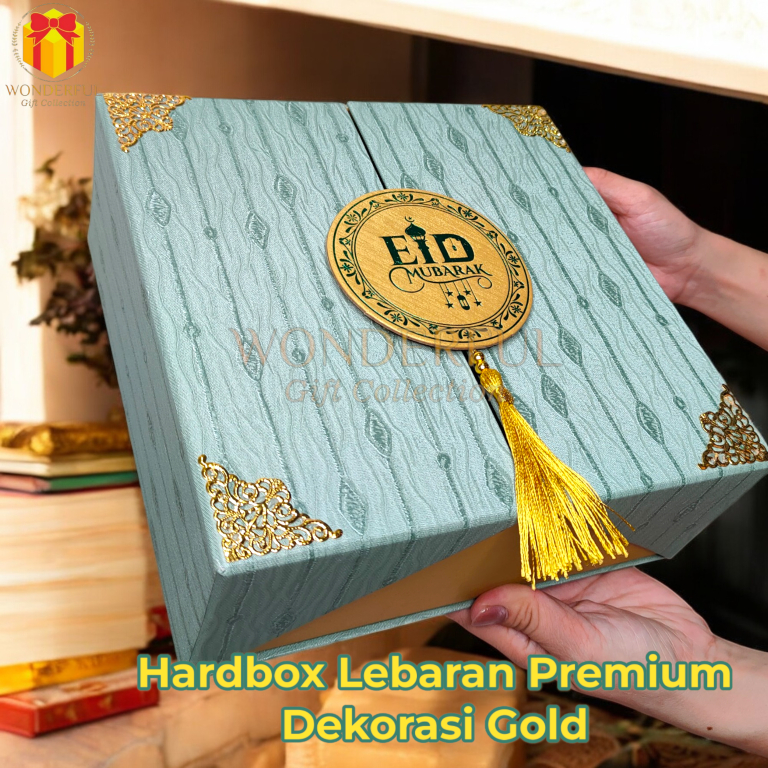 

Hardbox Lebaran/Ramadhan/Idul Fitri Pyramid Magnet Biru Putih Dekorasi Siku Gold - RMD-PYR-SK-S