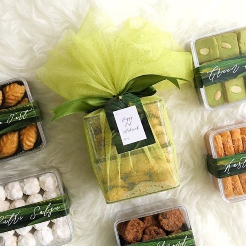 

PAKET KEMASAN HAMPERS JAJAN PERSEGI (TANPA ISI)