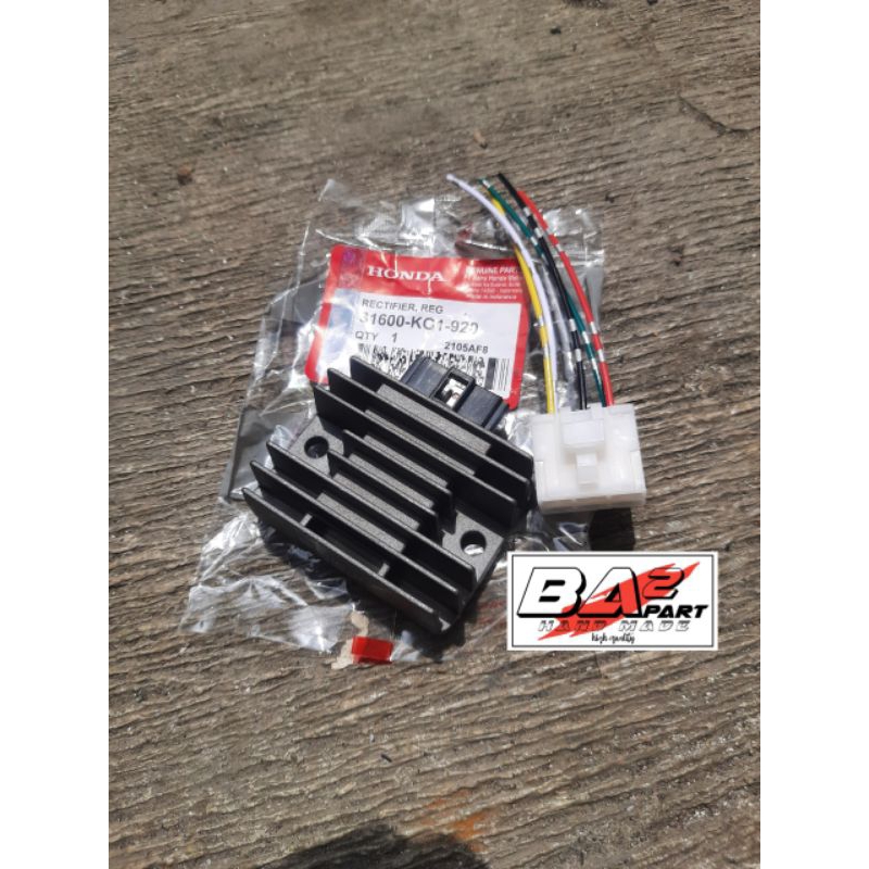 KIPROK TIGER MEGAPRO KODE KG1 SET SOKET ORIGINAL AHM LOKAL