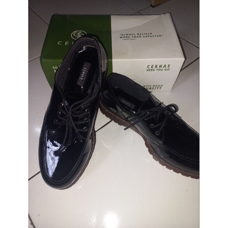 Sepatu Docmart Cekhas Odi Black ukuran 40