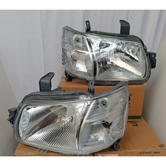 LAMPU DEPAN DAIHATSU GRAND MAX 2009 LAMPU BESAR UTAMA DAIHATSU GRAND MAX 2009 211-1135