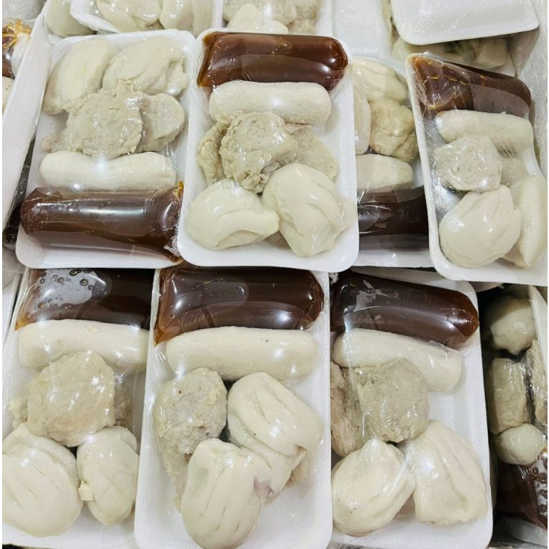 

Pempek Palembang siap goreng