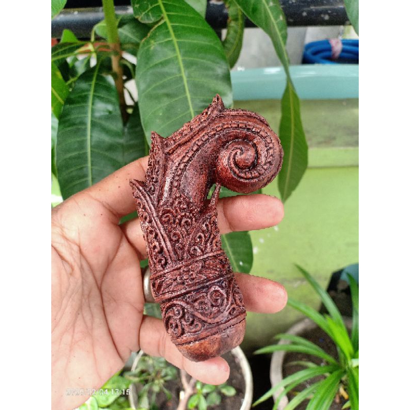 Hulu keris ukir Jawa timuran kayu sawo