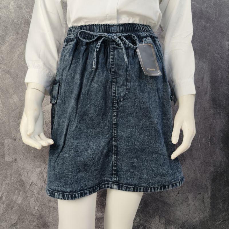 Celana Pendek Jeans Semi Rok