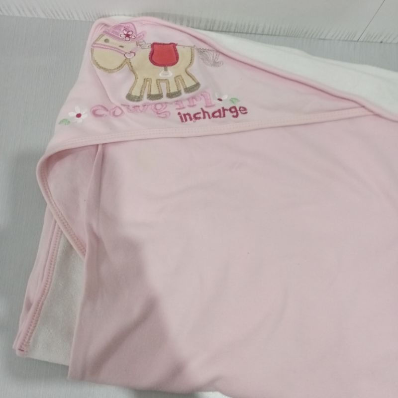preloved PL handuk kain selimut bungkus bayi newborn baru lahir warna pink ada hoodie kepala selimut