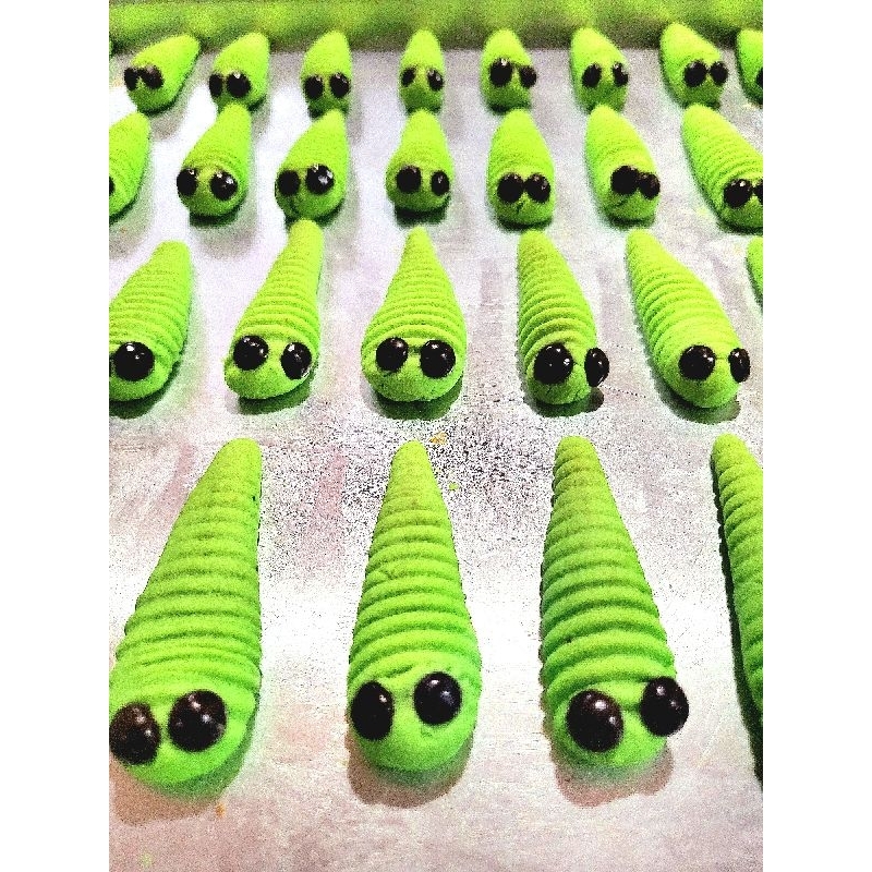 

kue caterpillar/kueulat/kuesusu