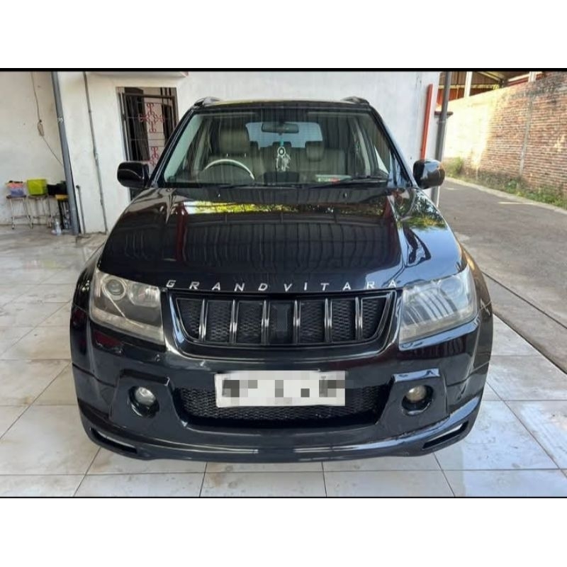 Emblem Suzuki Grand Vitara / Emblem Kap Mobil / Emblem Mobil Gran Vitara Murah / Emblem Grand Vitara