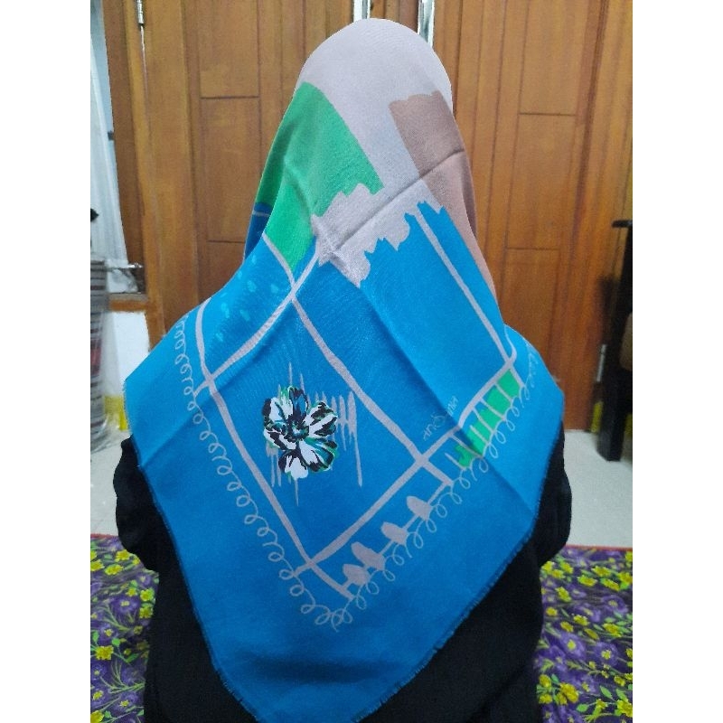 HIJAB SEGI EMPAT RAWIS ANSANIA MOTIF - etalase 5