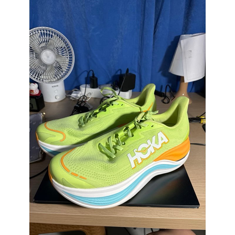 sepatu hoka second