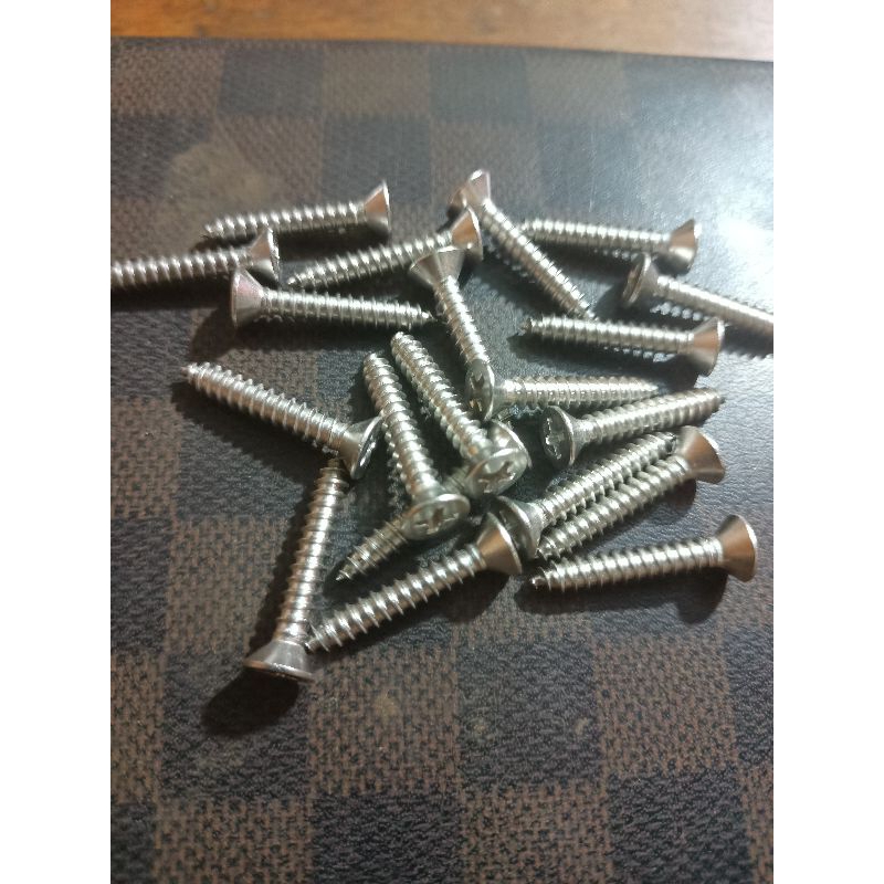 sekrup stainless panjang 3cm