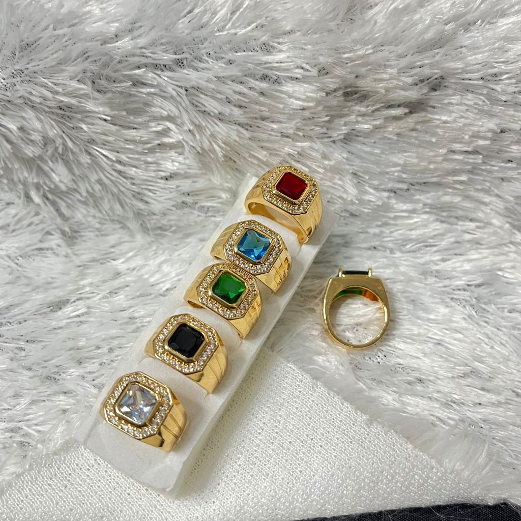 Cincin Titanium Gold Pria Model Terbaru Batu Permata