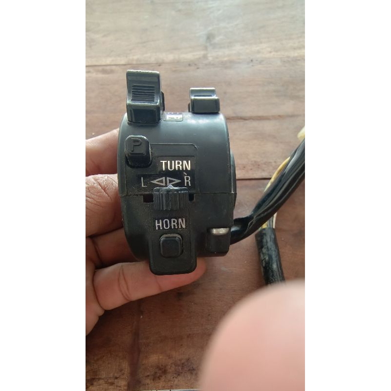 holder suzuki gt250 saklar suzuki gt250 aplikasi suzuki gt550 gt750 orisinil baru