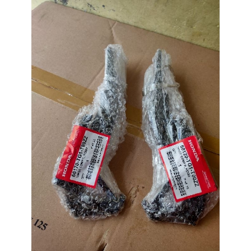 Engsel kap mesin Honda Brio RS SATYA 2012-2024 Mobilio RS E 2014-2021 original