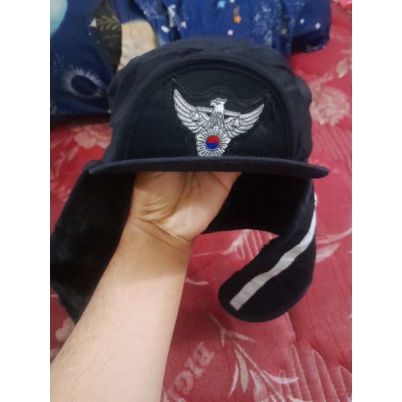 topi police korea