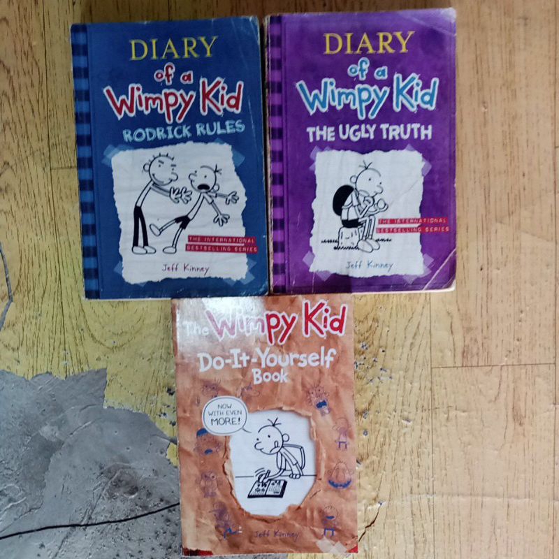 BuKu DIARY Of A WIMPY KID.The Ugly Truth, Roodrick Rules,,DoIt Yourself Book
