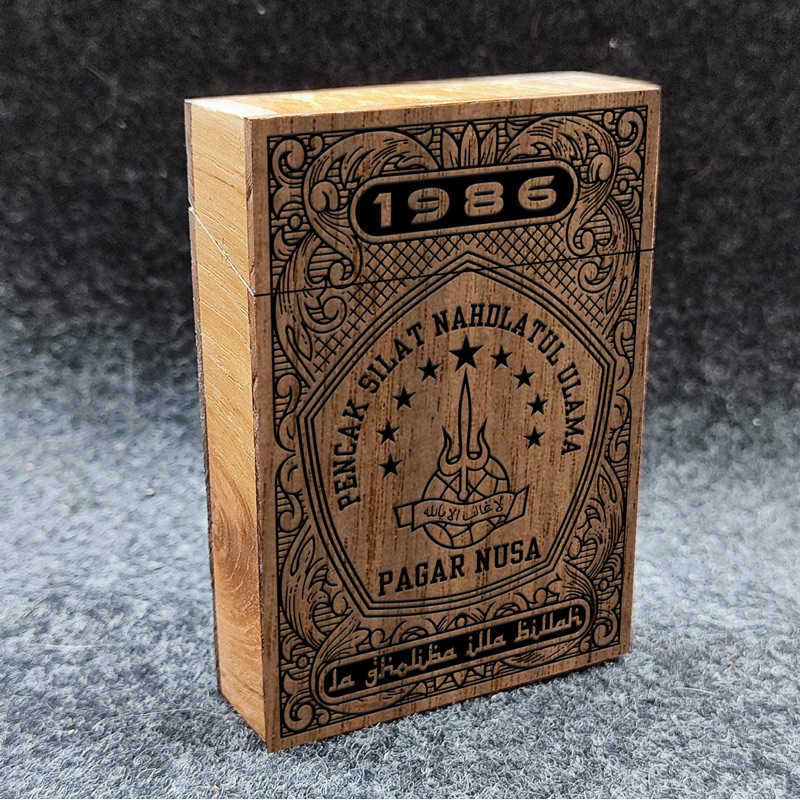 Kotak kokoR Pagar Nusa Bahan Kayu Jati Ukir Timbul