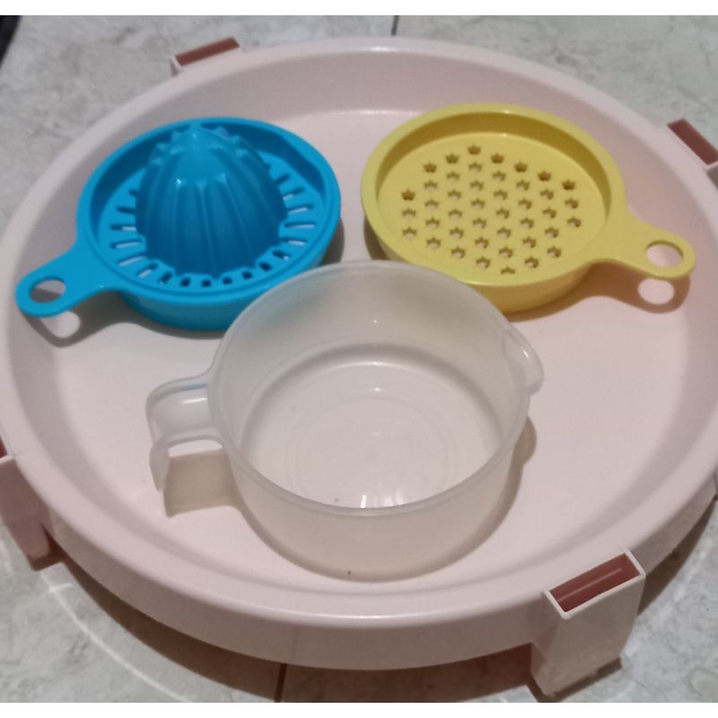 Perlengkapan MPASI Tupperware second