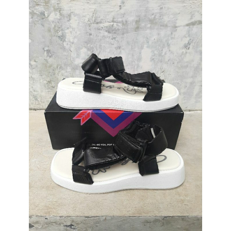 sepatu sandal/gosh/ sepatu gosh/ gosh original