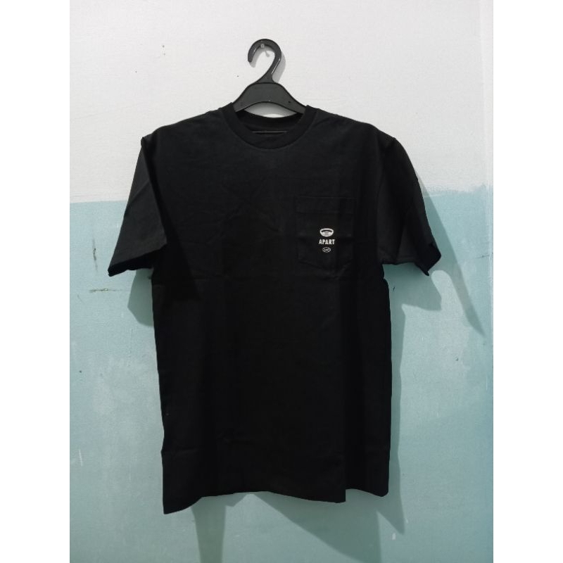 Kaos Tangan Pendek Unkl347 Pocket Hitam