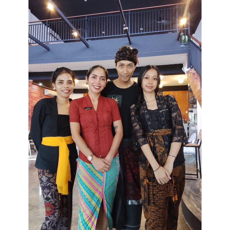 (Prelovd Bali) Kebaya Bali Modern lengan pendek