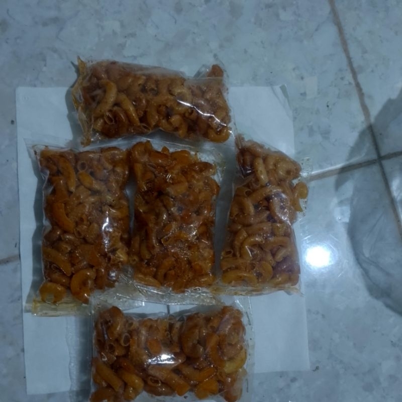 

Makaroni serba rasa buatan sendiri