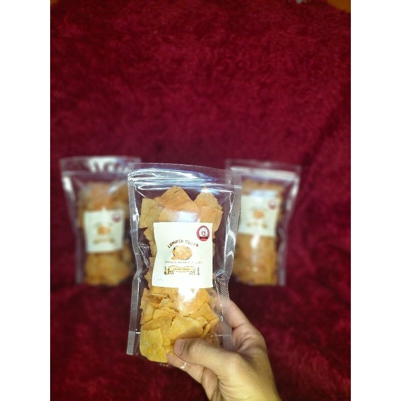 

Kripik Lumpia keju manis/Lumpia chips/120gr/Cemilan Kekinian/Kripik murah/ Kripik kekinian