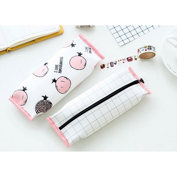 

tempat pensil stroberry/ tempat pensil lucu/ tempat pensil delima/ tempat pensil gambar/ tempat pensil murah/ tempat pensil karakter