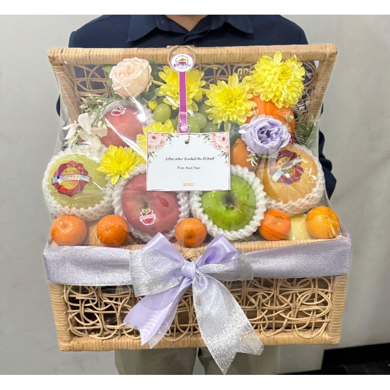 

Parcel Buah Segar Premium Parsel Rotan Kotak Big Size Free Kartu Ucapan Untuk Hari Raya Natal Tahun Baru Bingkisan Lamaran Gift Box