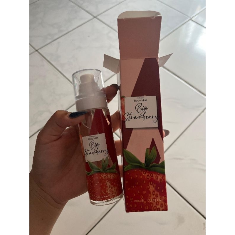 Aniverable - Strawberry Kiss