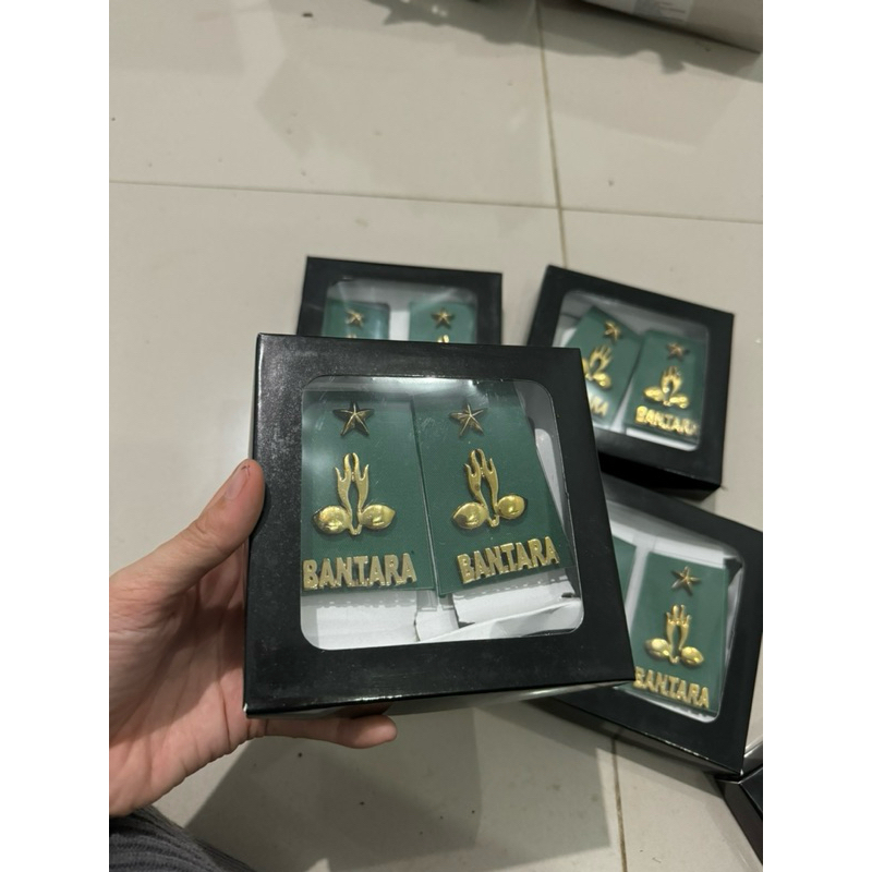 PANGKAT/EVOLET/ TKU PRAMUKA  BANTARA/lLAKSANA/PANDEGA ALAS AKRILIK TIMBUL COR PREMIUM