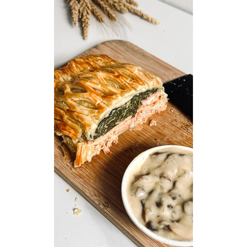 

Salmon En Croute