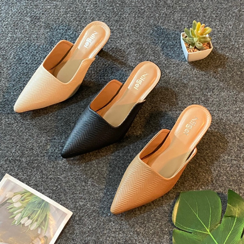 Niigel Gracia Sepatu Hak tinggi Wanita 5 cm sol karet