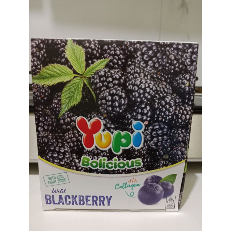 

Yupi Bolicious Rasa BlackBerry Kemasan 1 Box isi 24 Pcs