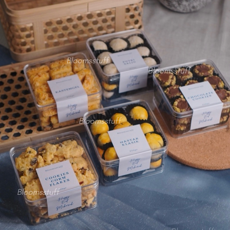 

KUE KERING LEBARAN PREMIUM KEJU EDAM BUTTER WIJSMAN