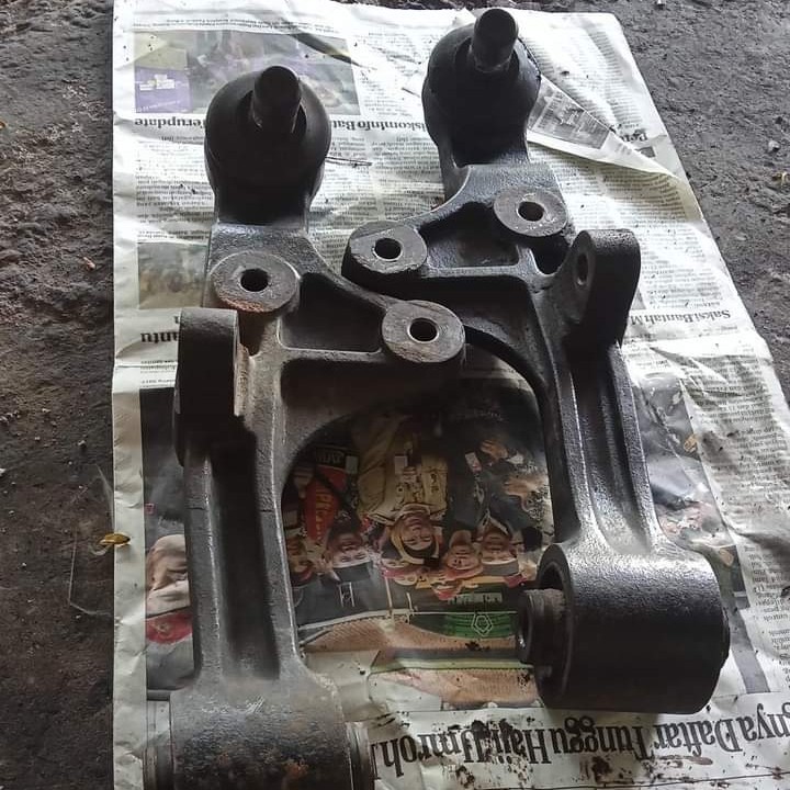 Lower ARM KIA CARNIVAL Original