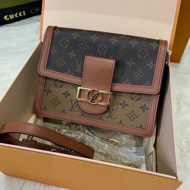 Louis Vuitton Tas Selempang Kulit
